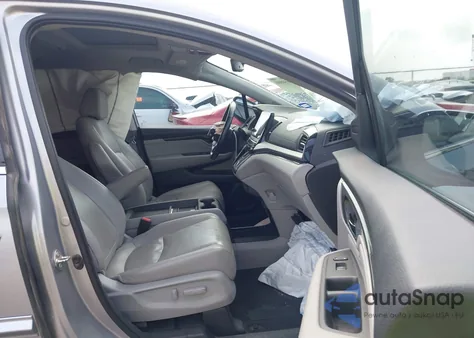 2018 Honda Odyssey Elite из США, поврежденный, VIN 5FNRL6H94JB048754